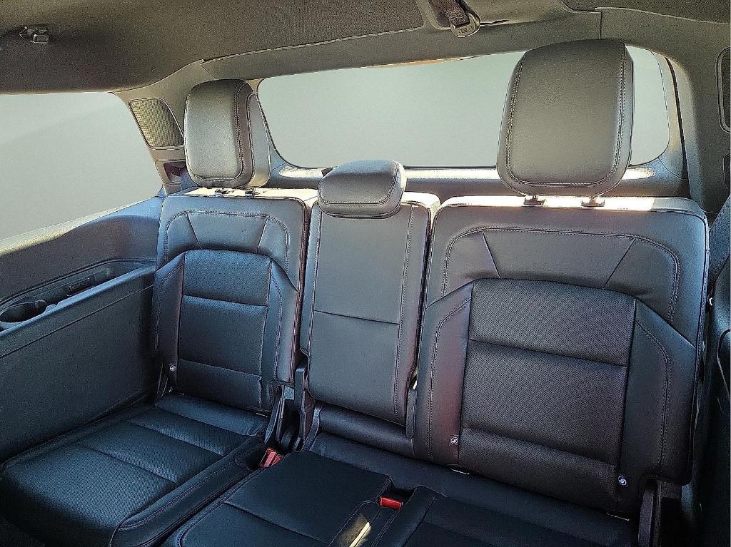 new 2026 Lincoln Navigator car, priced at $106,206