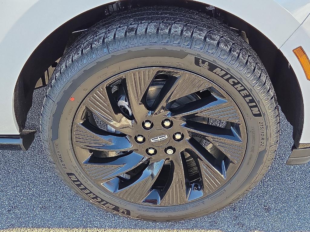 new 2026 Lincoln Navigator car, priced at $106,206