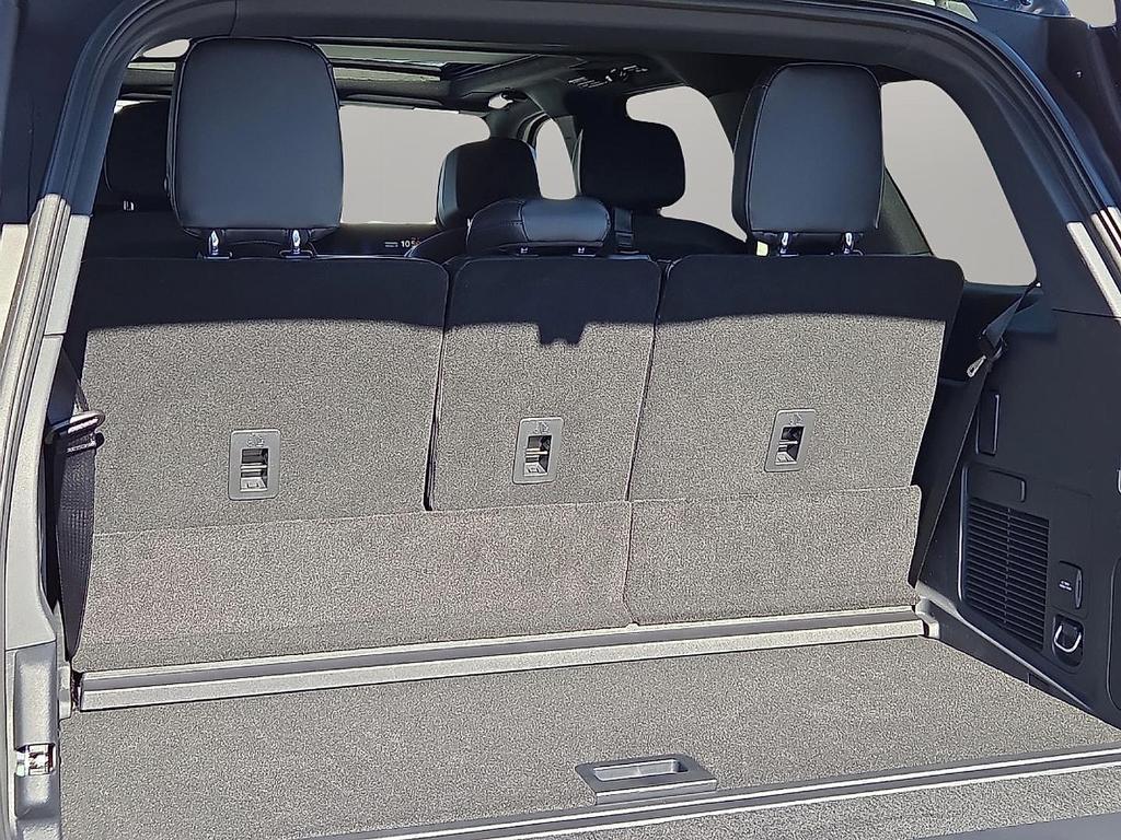 new 2026 Lincoln Navigator car, priced at $112,985