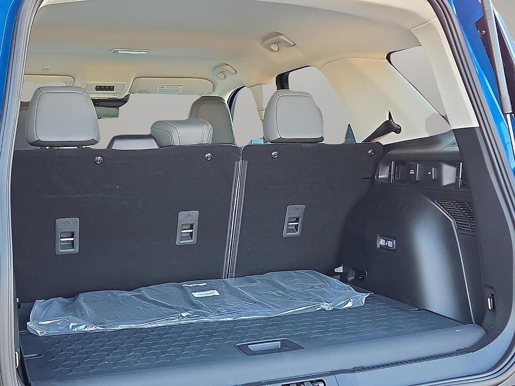 new 2025 Ford Bronco Sport car, priced at $39,919