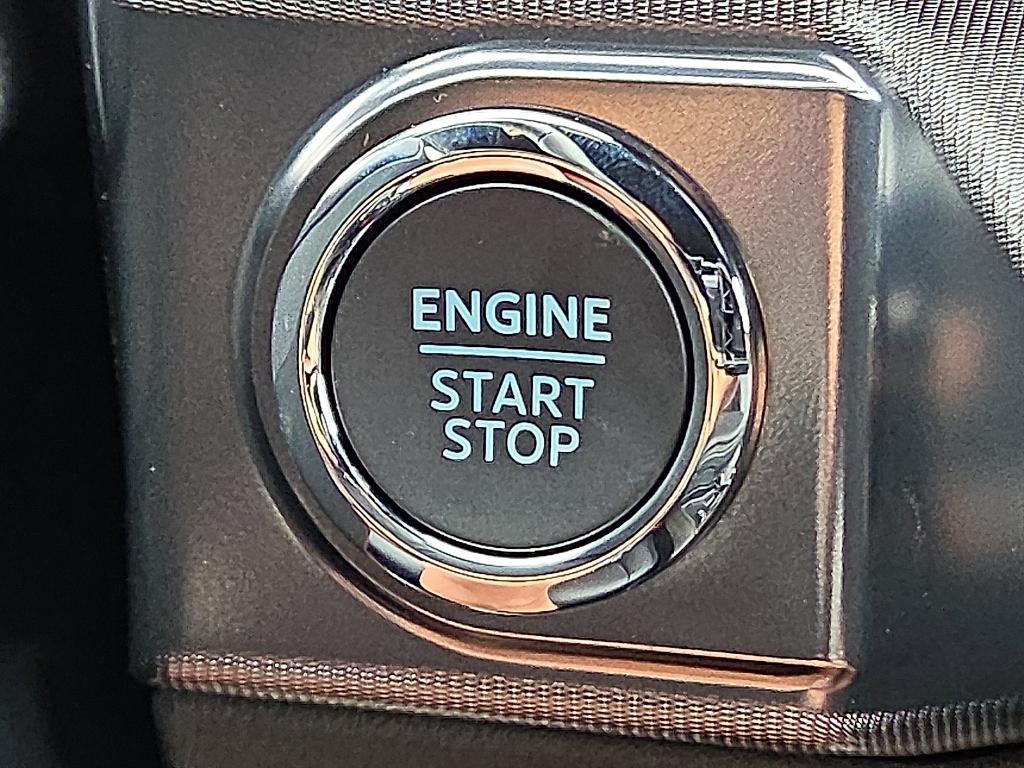 new 2025 Ford F-150 car, priced at $62,840