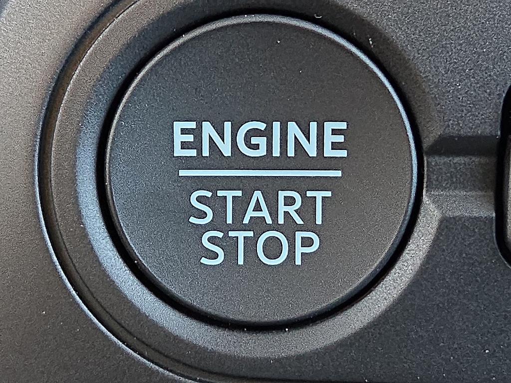 new 2025 Ford Bronco Sport car, priced at $33,714