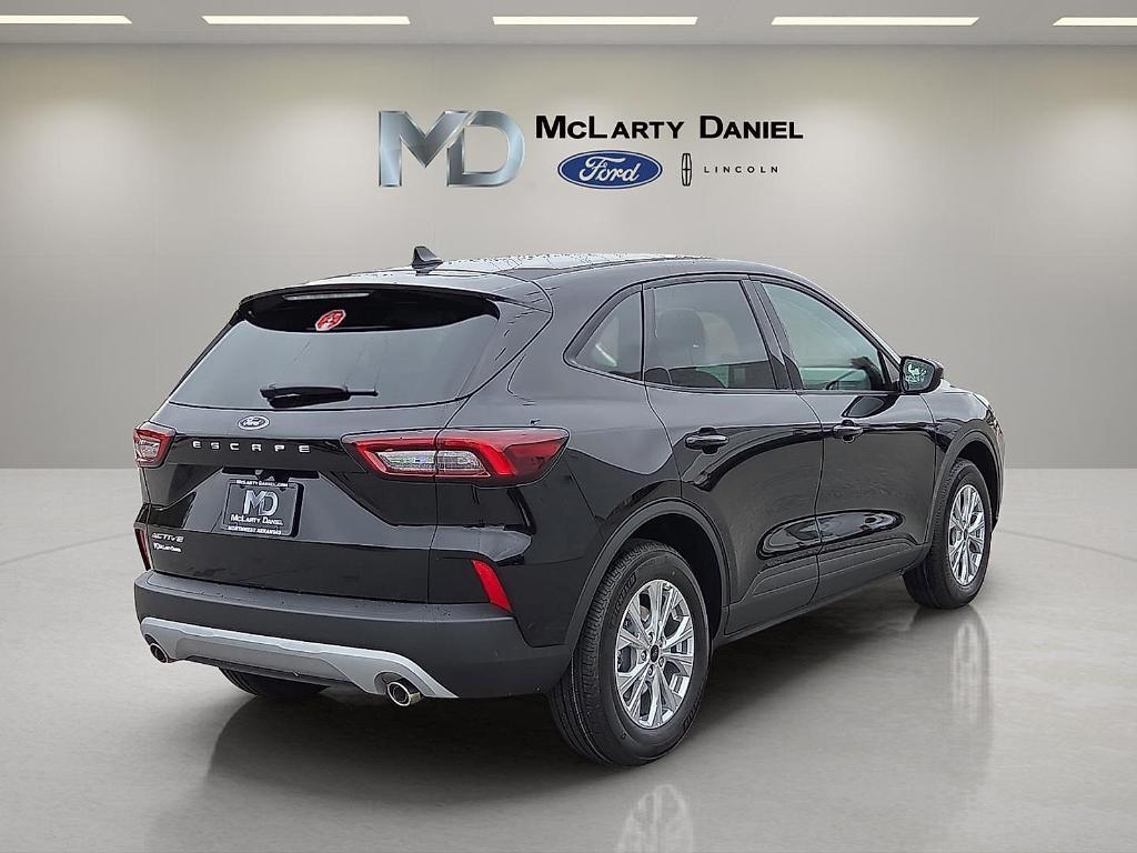new 2026 Ford Escape car, priced at $26,399
