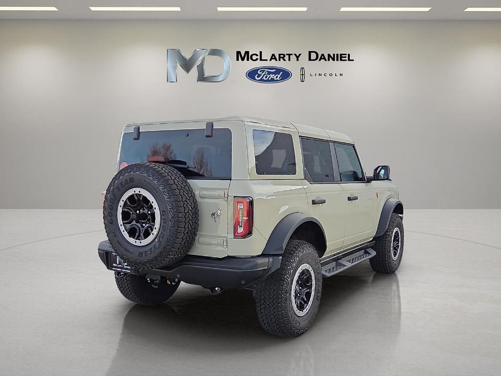 new 2025 Ford Bronco car, priced at $56,723