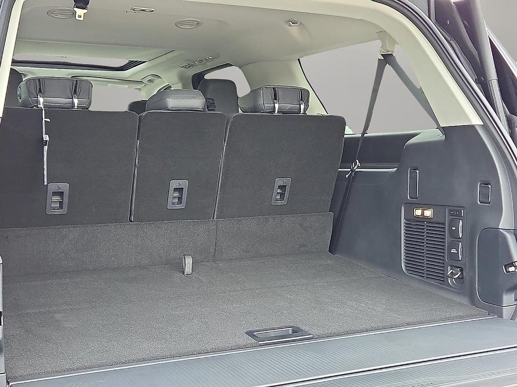 new 2025 Ford Expedition Max car, priced at $69,810