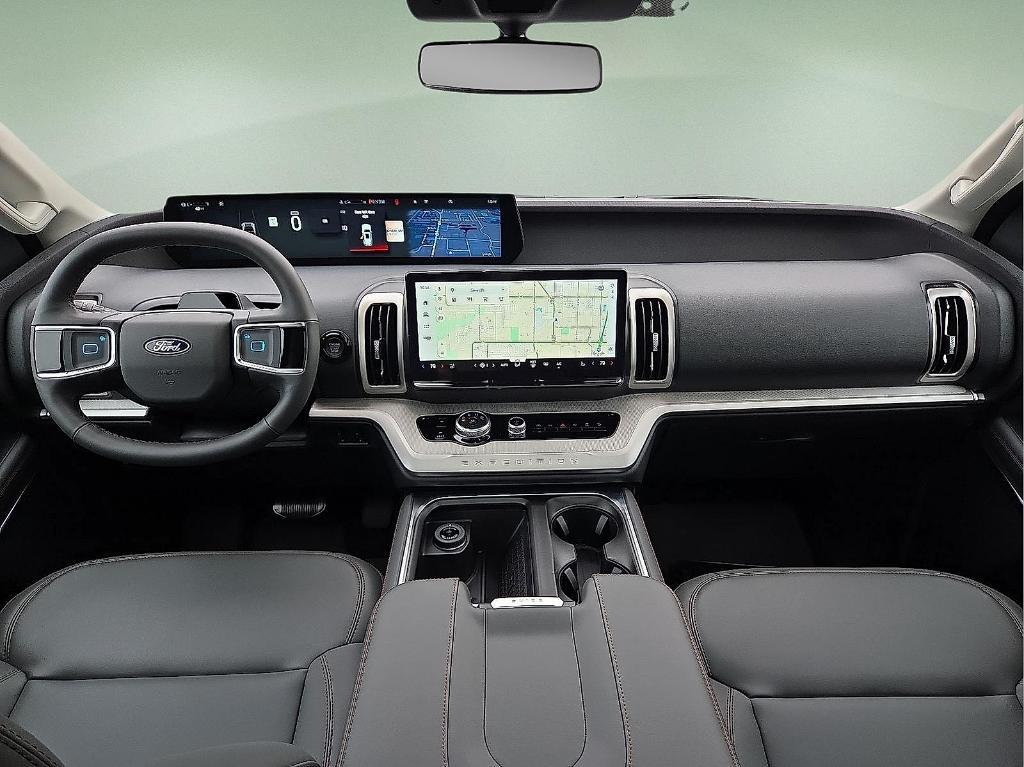 new 2025 Ford Expedition Max car, priced at $69,810