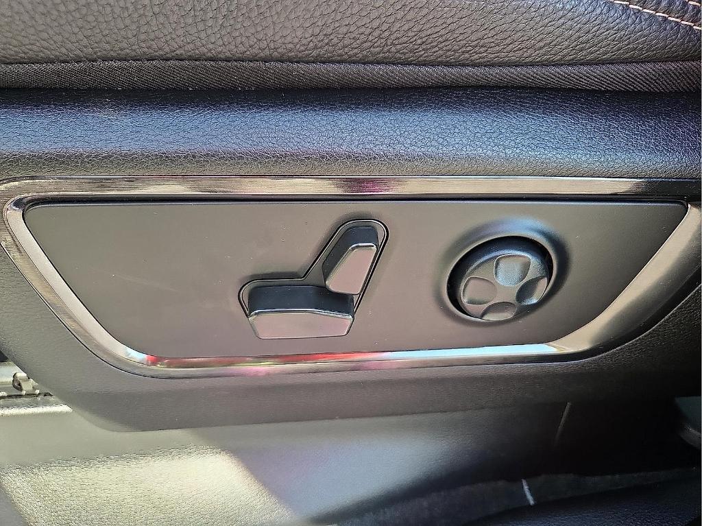 used 2022 Ram 1500 car, priced at $39,495