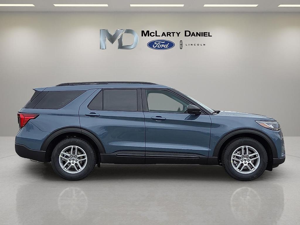new 2026 Ford Explorer car, priced at $39,273