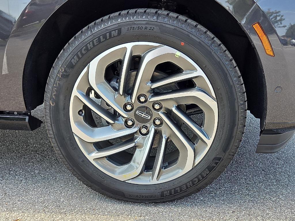 new 2025 Lincoln Navigator L car, priced at $91,365