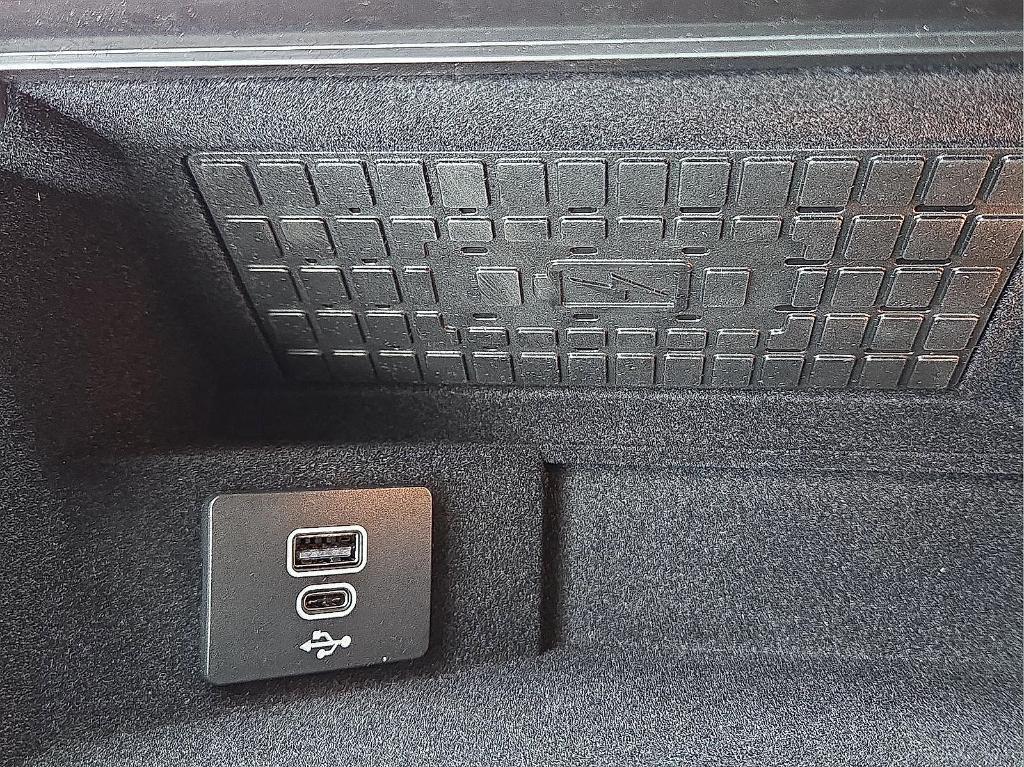 new 2025 Lincoln Navigator L car, priced at $91,365