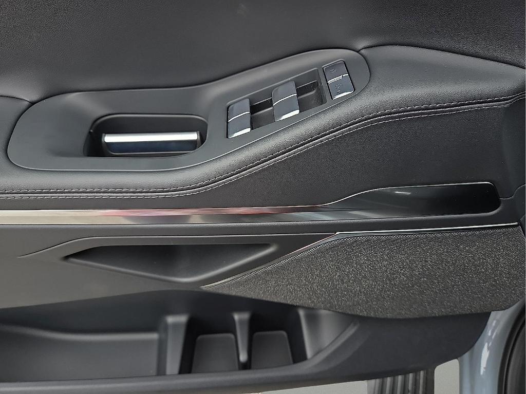 new 2025 Lincoln Navigator L car, priced at $103,437