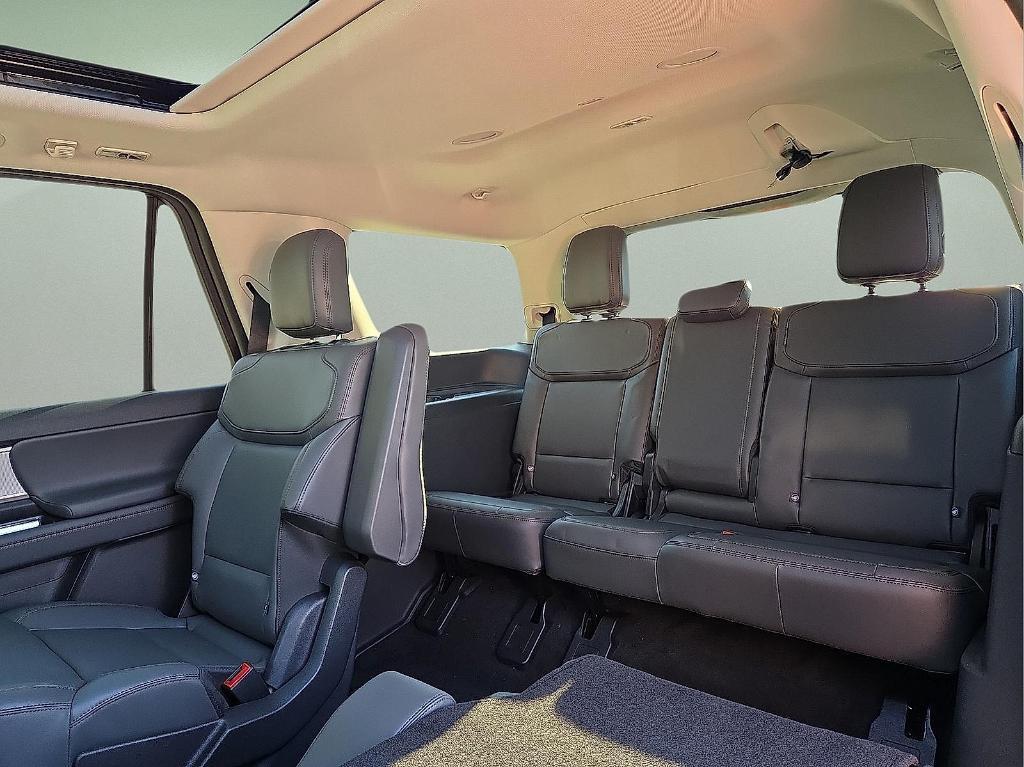 new 2025 Ford Expedition car, priced at $67,050