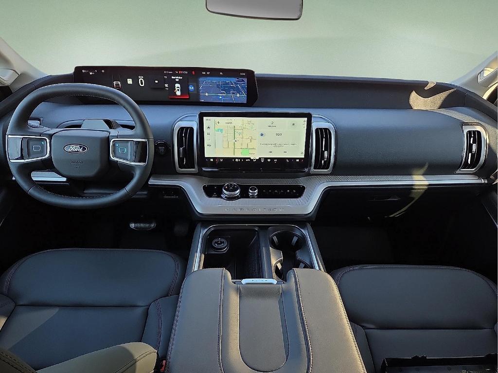 new 2025 Ford Expedition car, priced at $67,050