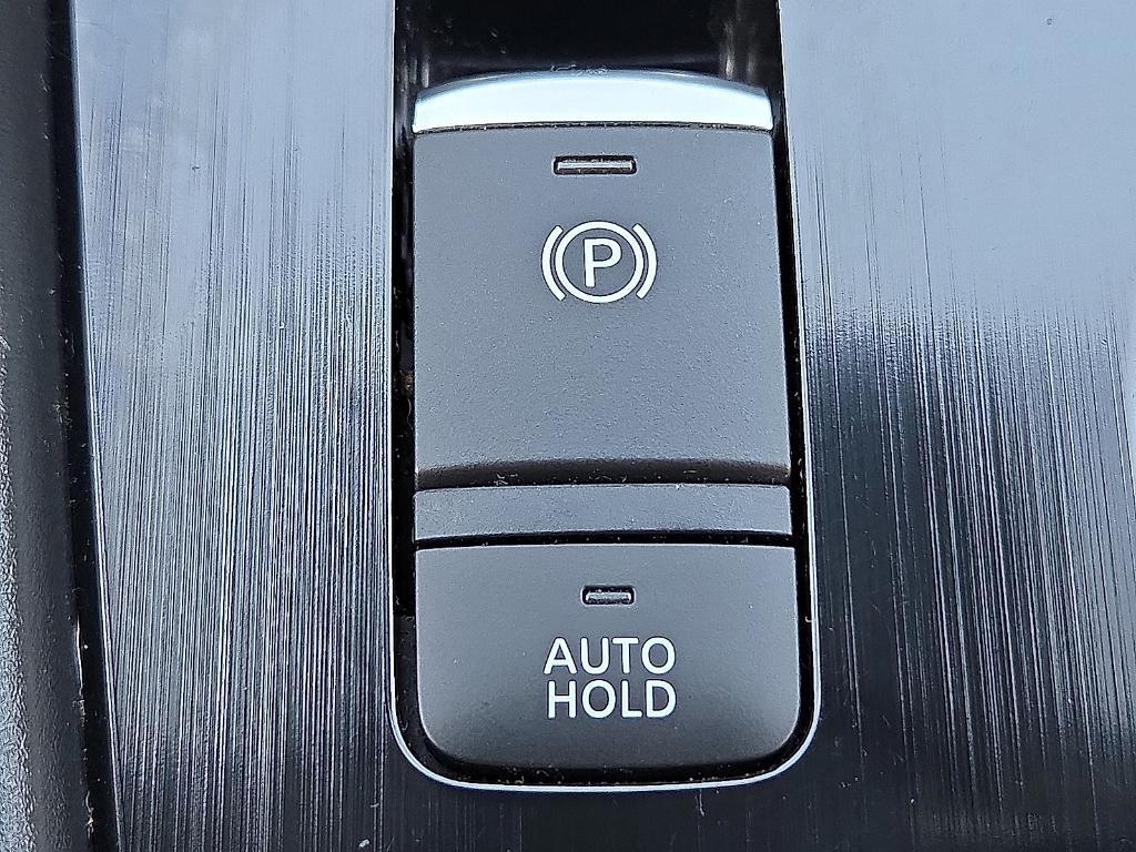 used 2022 Nissan Rogue car, priced at $20,907