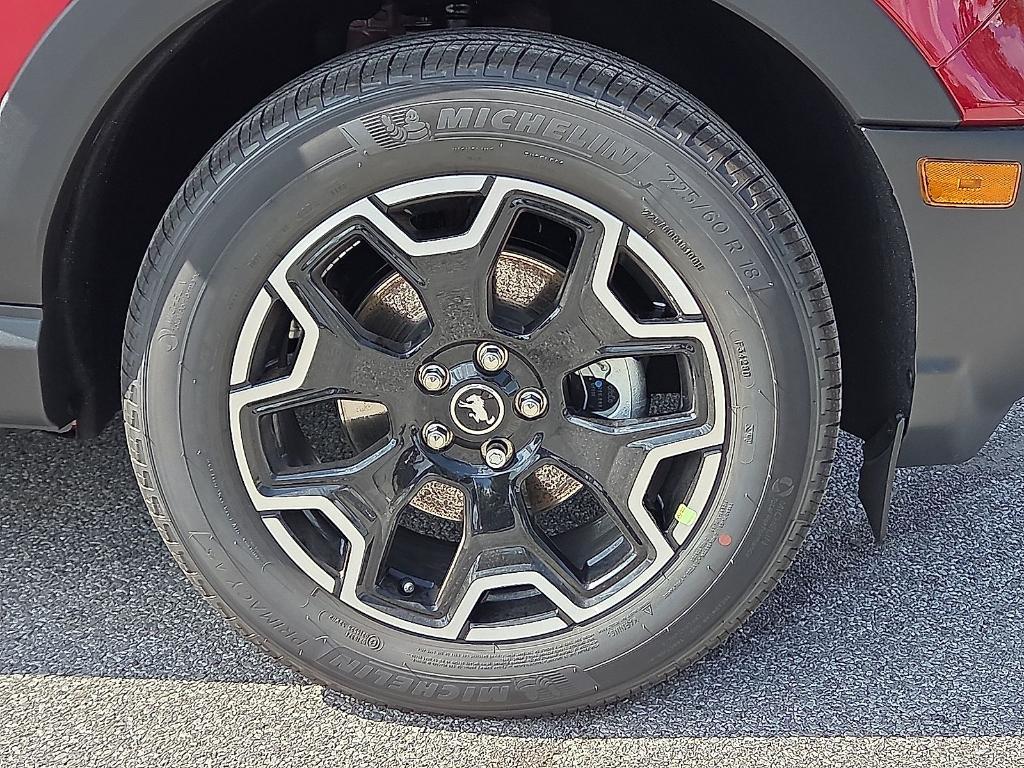 new 2025 Ford Bronco Sport car, priced at $31,186