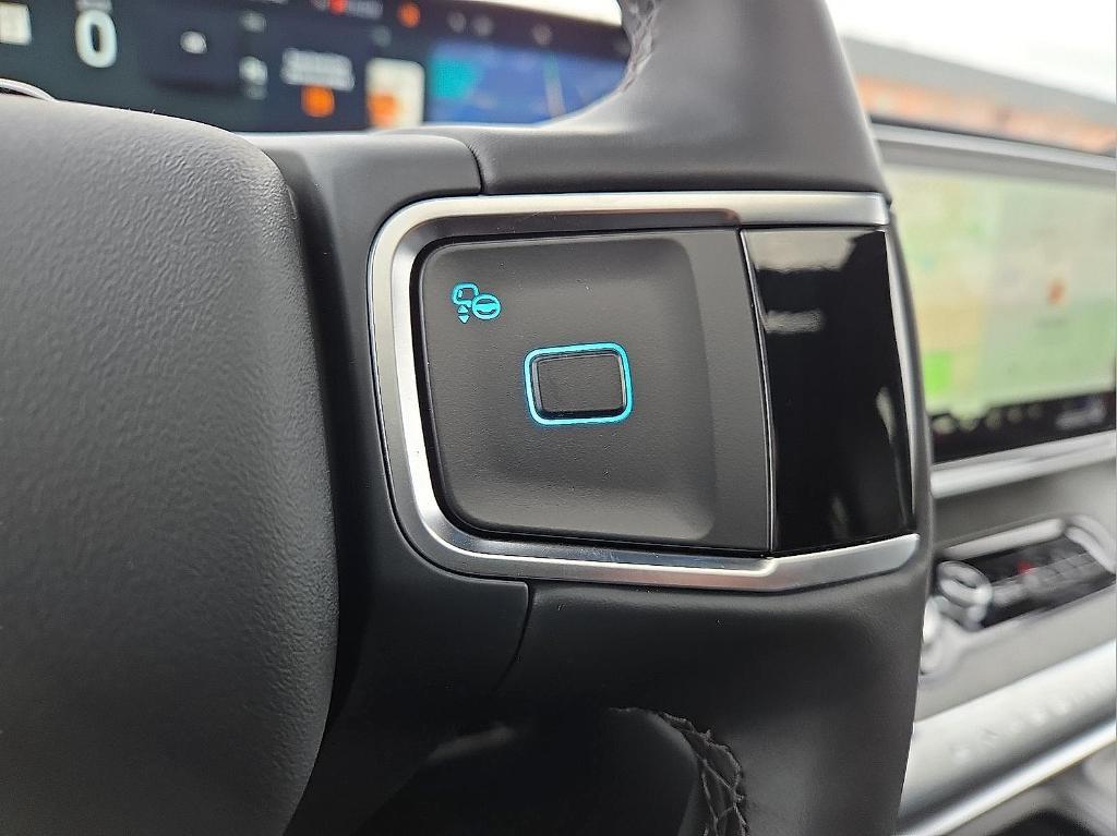 new 2026 Ford Expedition car, priced at $85,874