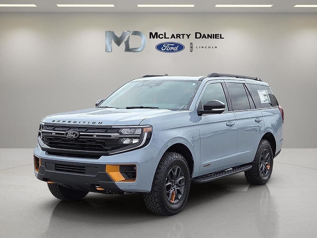 new 2026 Ford Expedition car, priced at $85,874