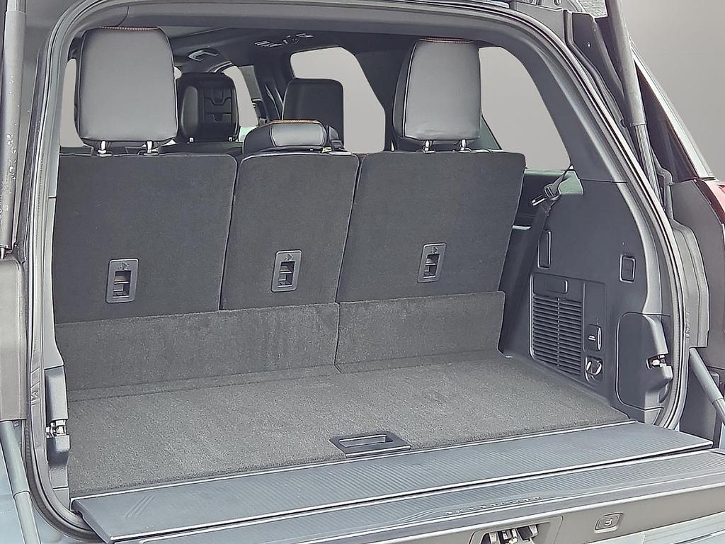 new 2026 Ford Expedition car, priced at $85,874