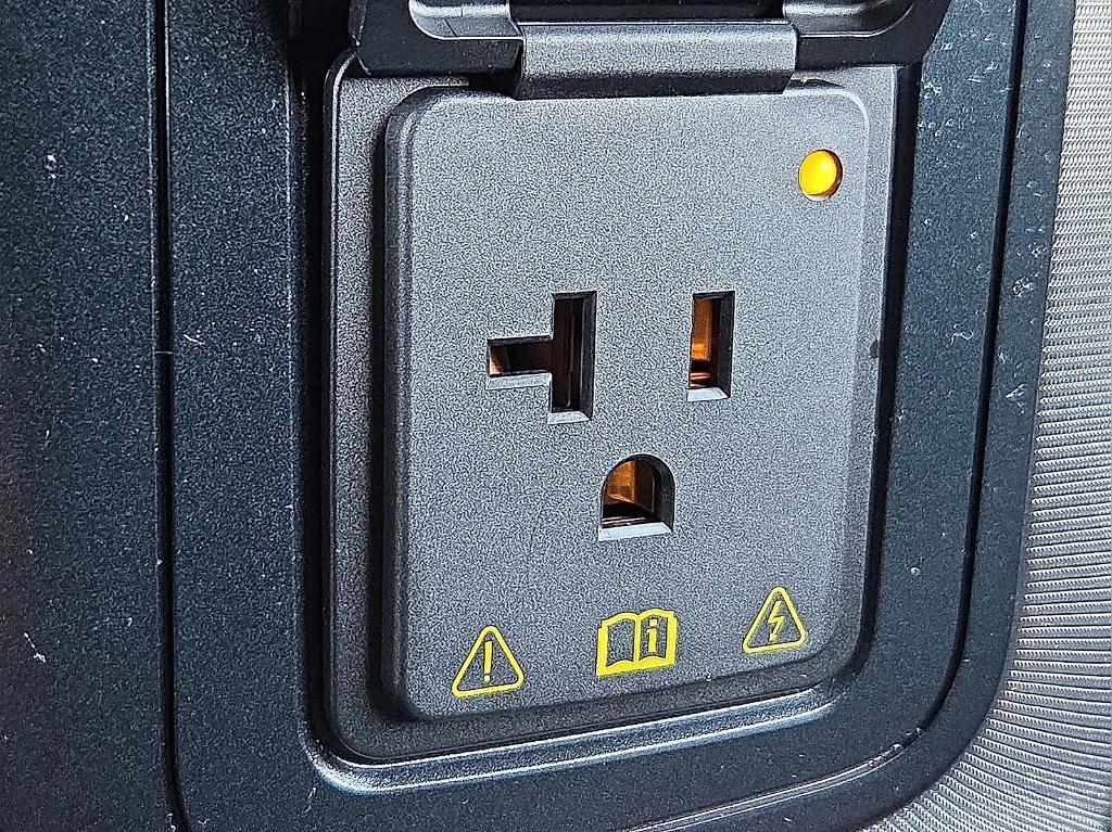 used 2023 Ford F-150 car, priced at $51,691