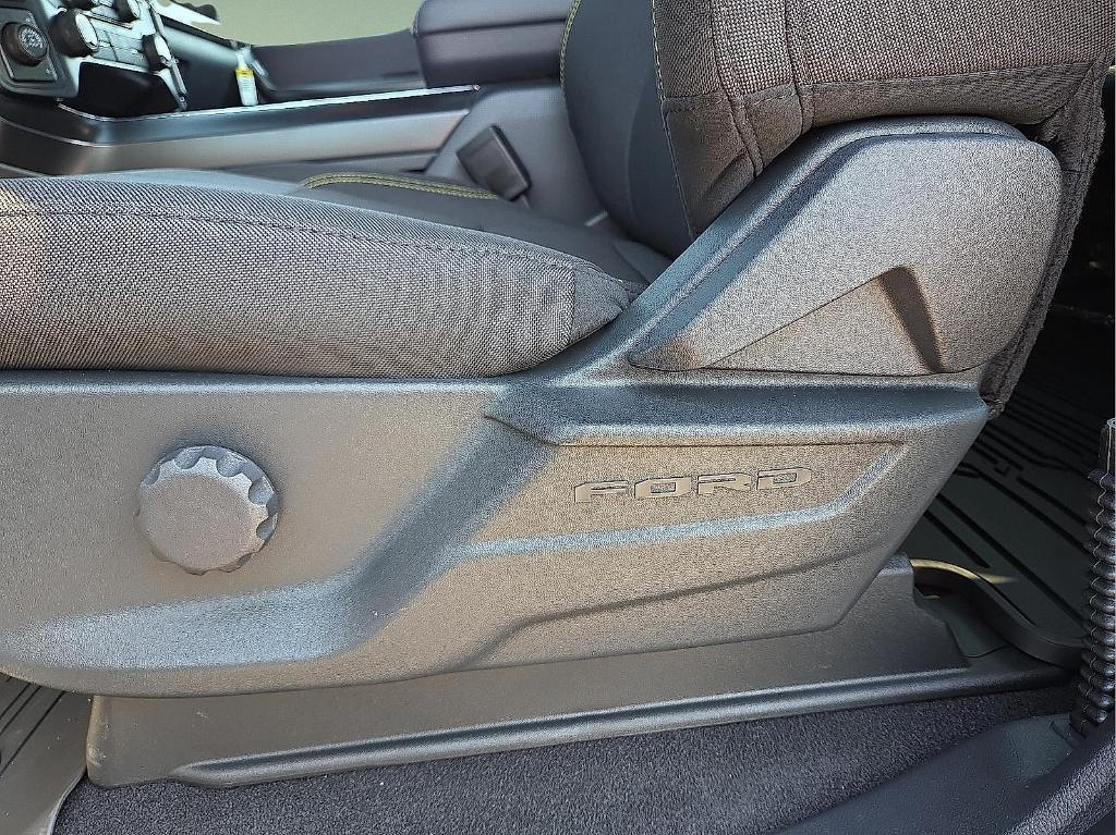 new 2025 Ford F-150 car, priced at $43,013