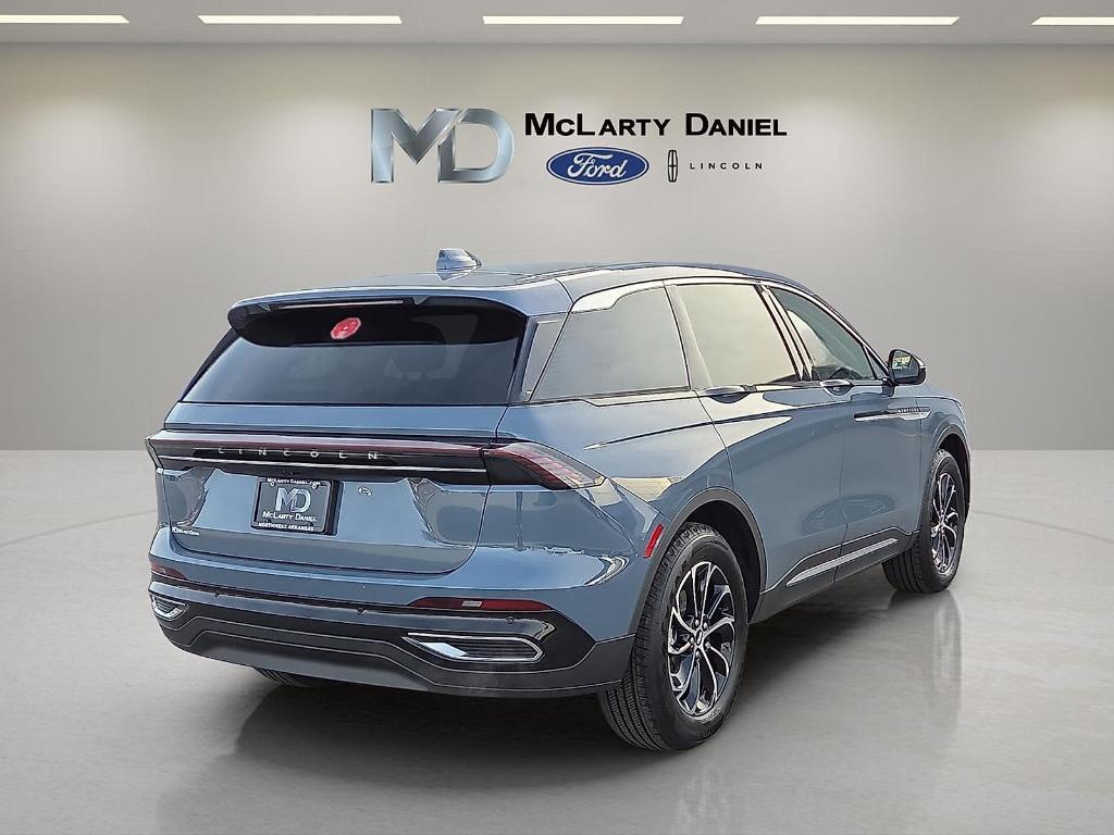 new 2026 Lincoln Nautilus car, priced at $54,606