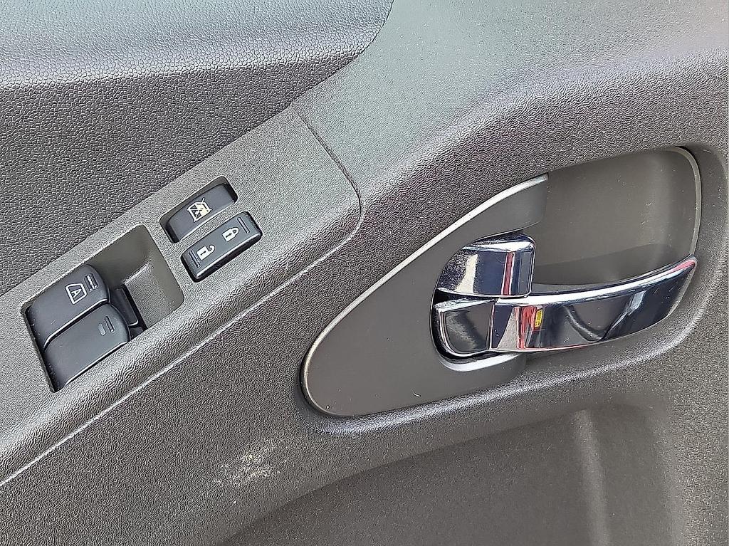 used 2017 Nissan Frontier car, priced at $18,995