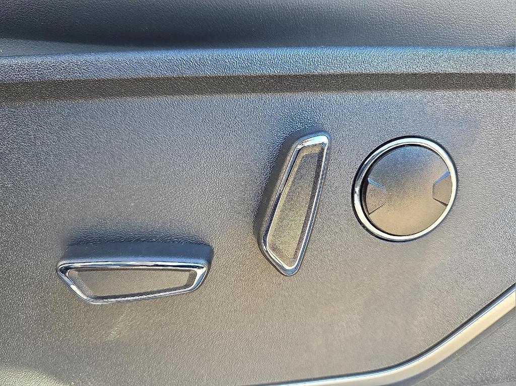 new 2025 Ford F-150 car, priced at $92,111