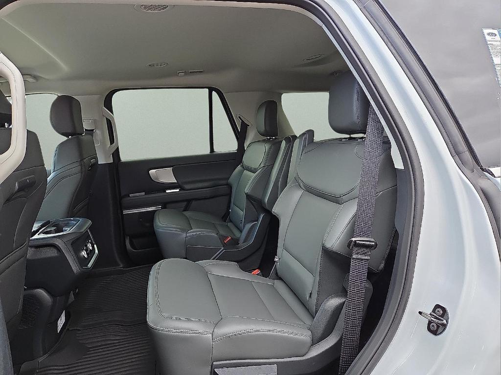 new 2026 Ford Expedition car, priced at $66,735