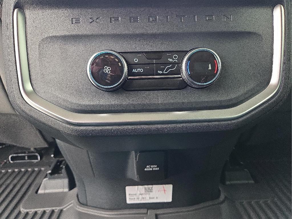 new 2026 Ford Expedition car, priced at $66,735