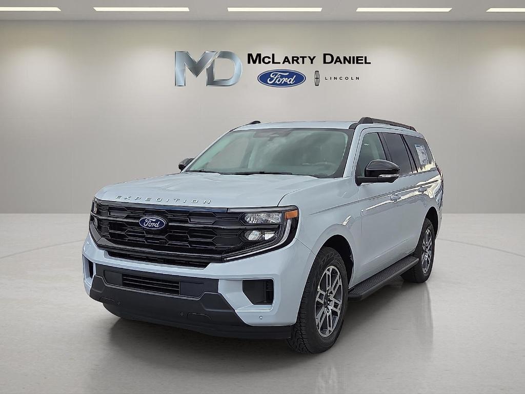 new 2026 Ford Expedition car, priced at $66,735