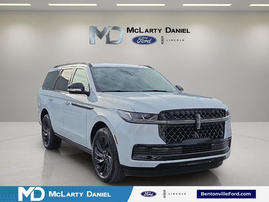 new 2025 Lincoln Navigator car, priced at $97,025