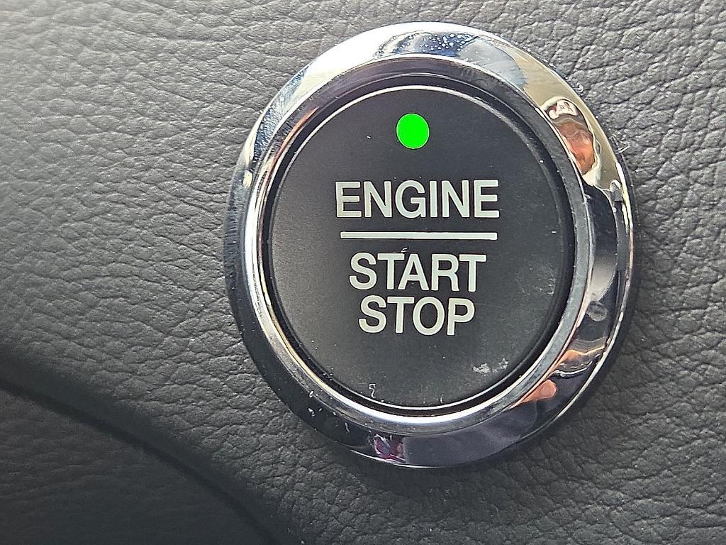 used 2023 Ford Edge car, priced at $28,874