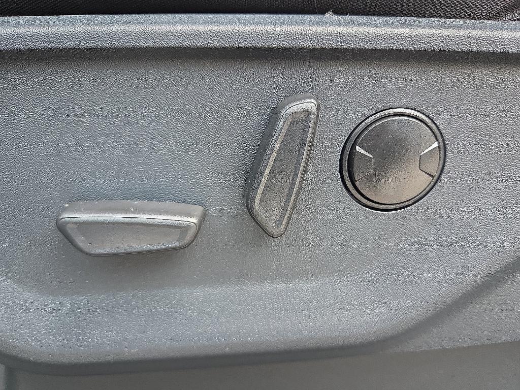 new 2025 Ford F-150 car, priced at $50,006