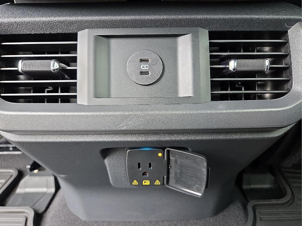 new 2025 Ford F-150 car, priced at $50,006