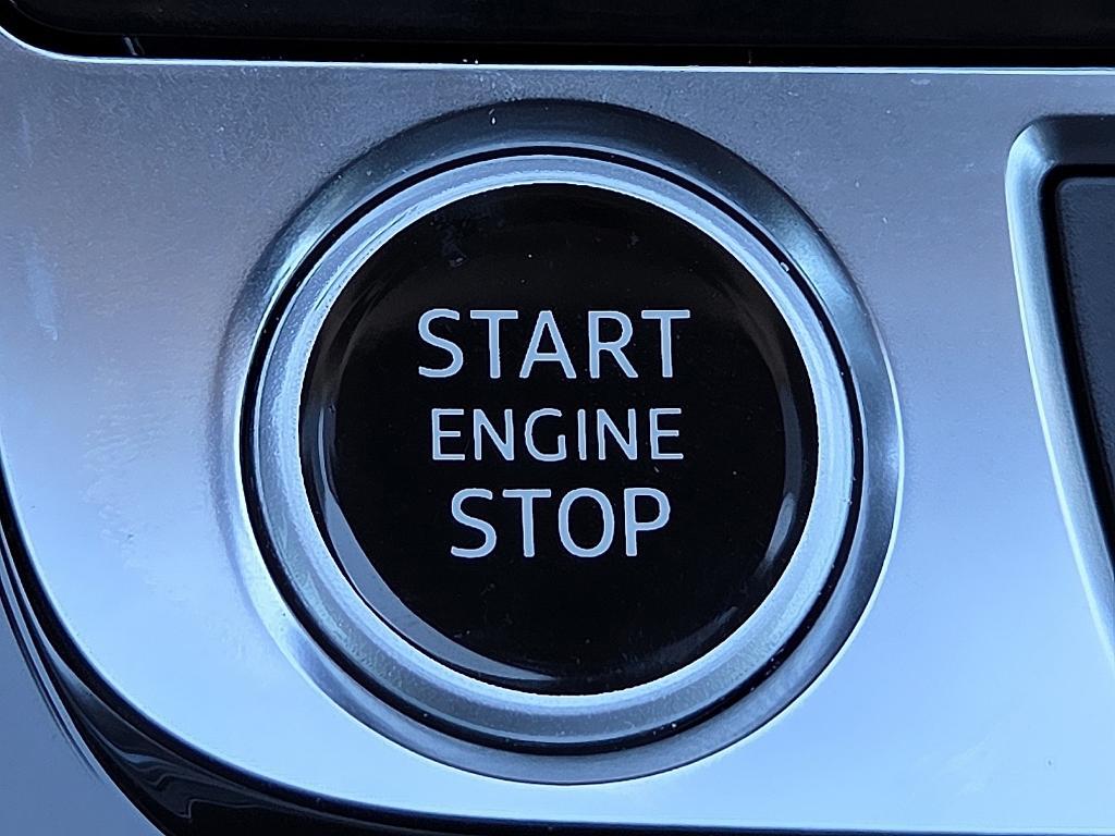 used 2022 Audi Q8 car, priced at $39,944