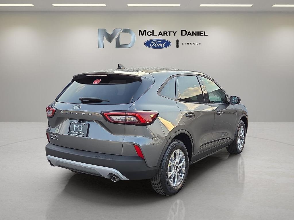 new 2026 Ford Escape car, priced at $25,321