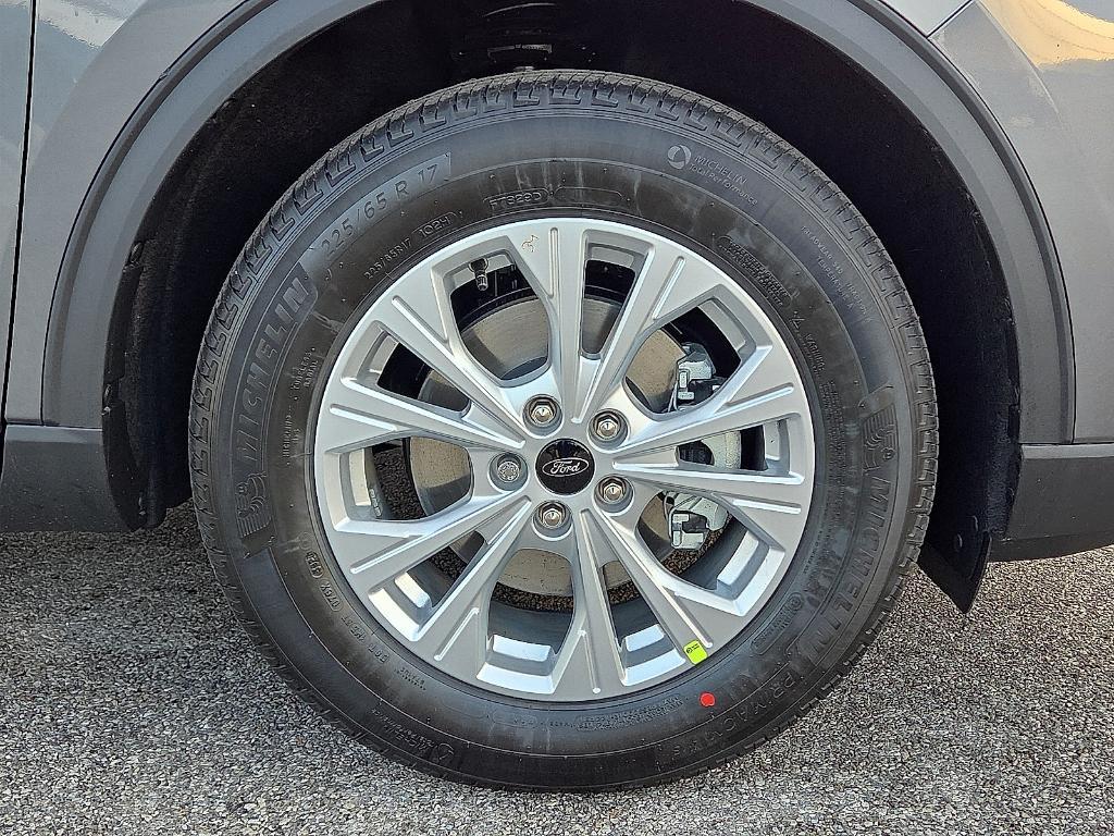 new 2026 Ford Escape car, priced at $25,321