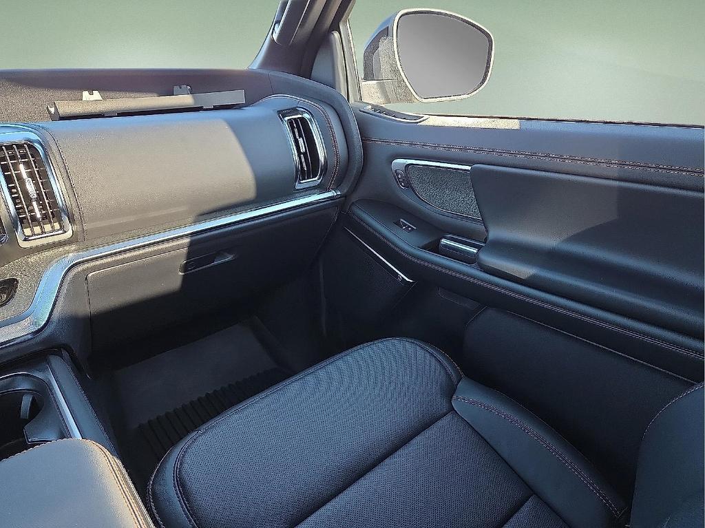 new 2026 Ford Expedition car, priced at $85,389