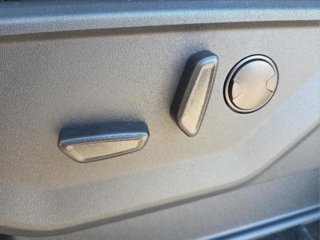 new 2026 Ford Expedition car, priced at $85,389