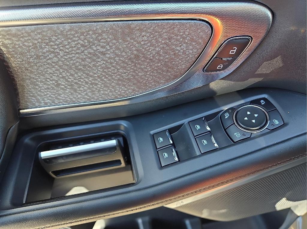 new 2026 Ford Expedition car, priced at $85,389