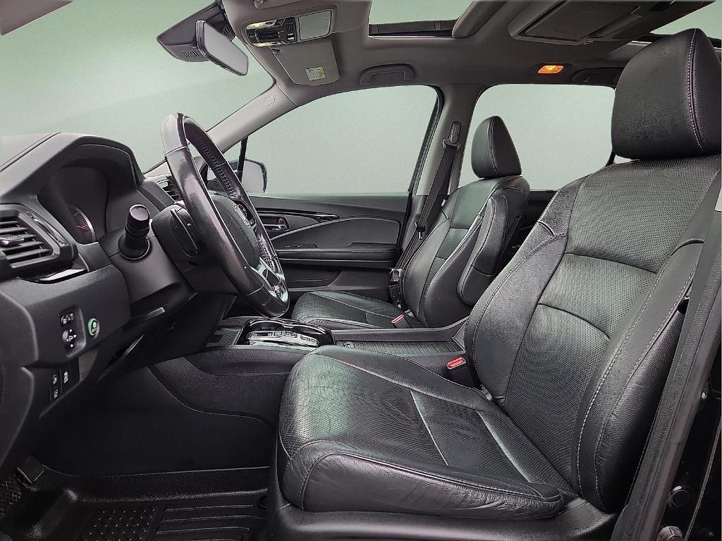 used 2019 Honda Pilot car, priced at $19,584