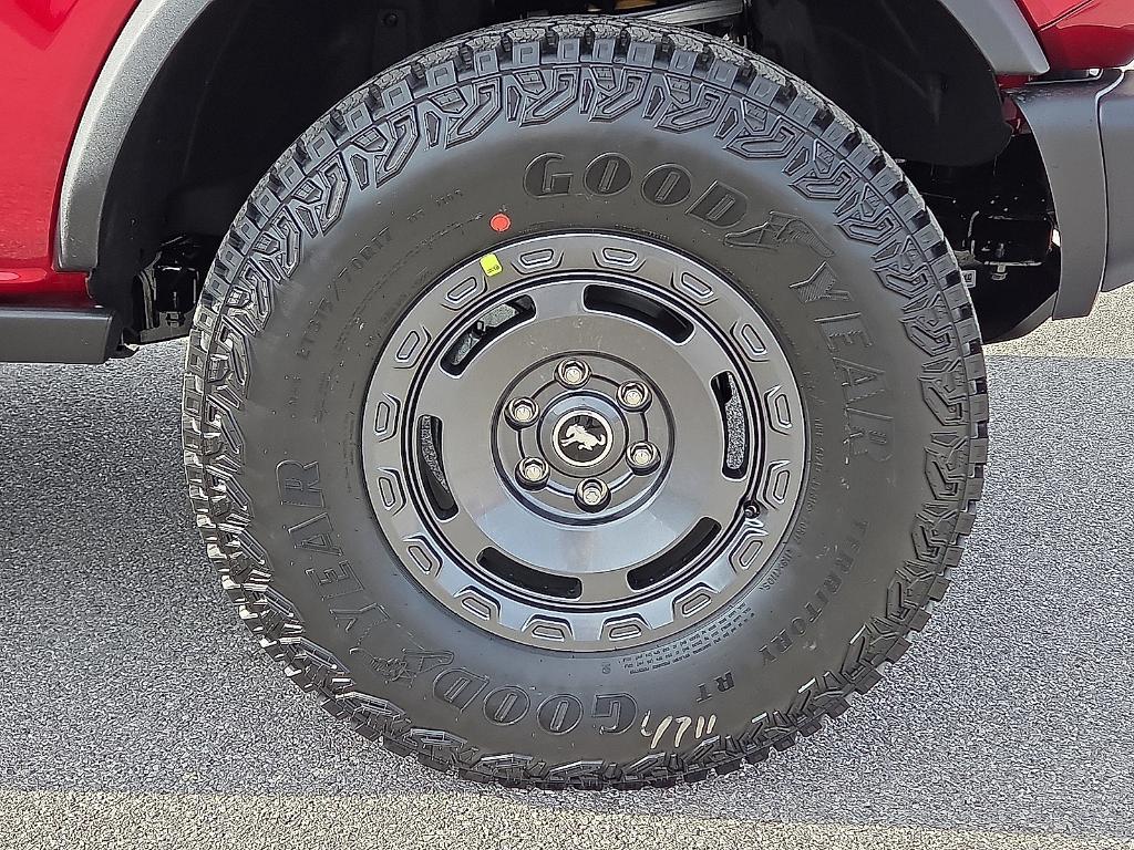 new 2025 Ford Bronco car, priced at $52,623