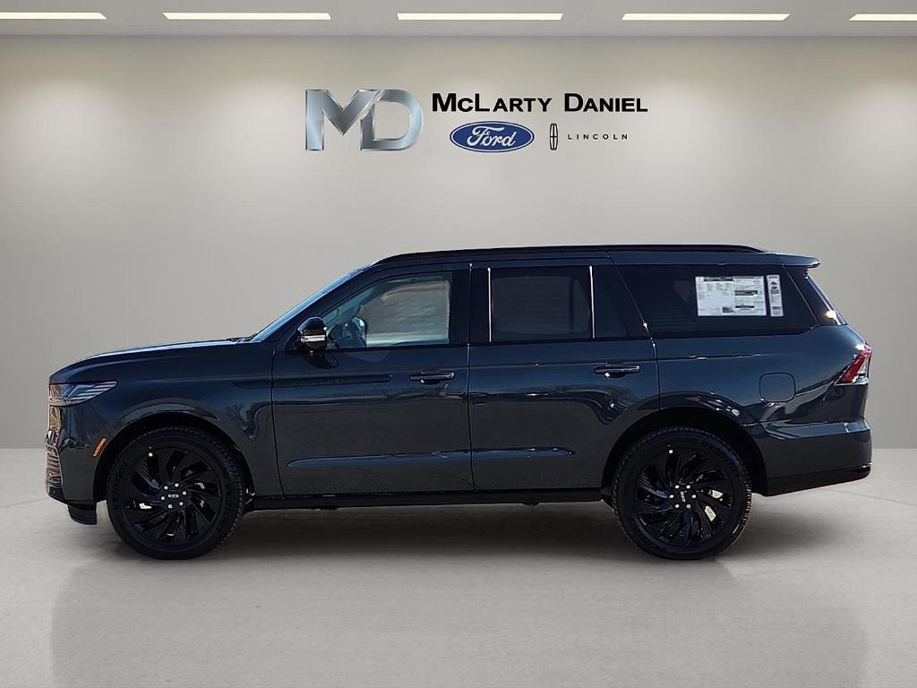 new 2026 Lincoln Navigator car, priced at $112,985