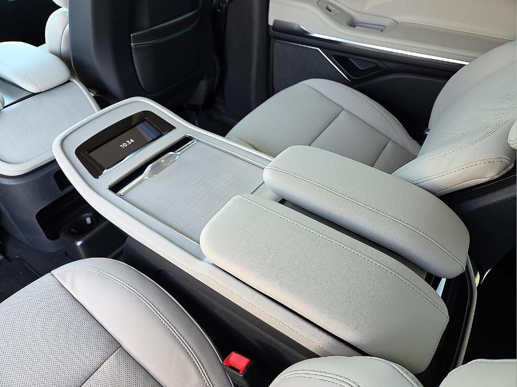 new 2026 Lincoln Navigator car, priced at $112,985