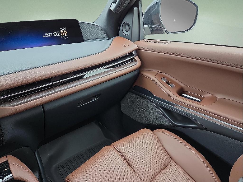 new 2025 Lincoln Navigator car, priced at $97,384