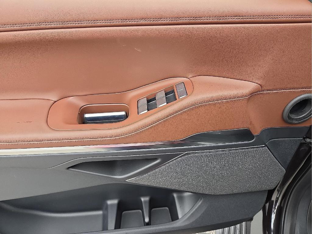 new 2025 Lincoln Navigator car, priced at $97,384