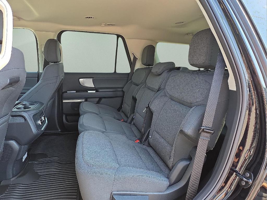 new 2025 Ford Expedition car, priced at $59,554