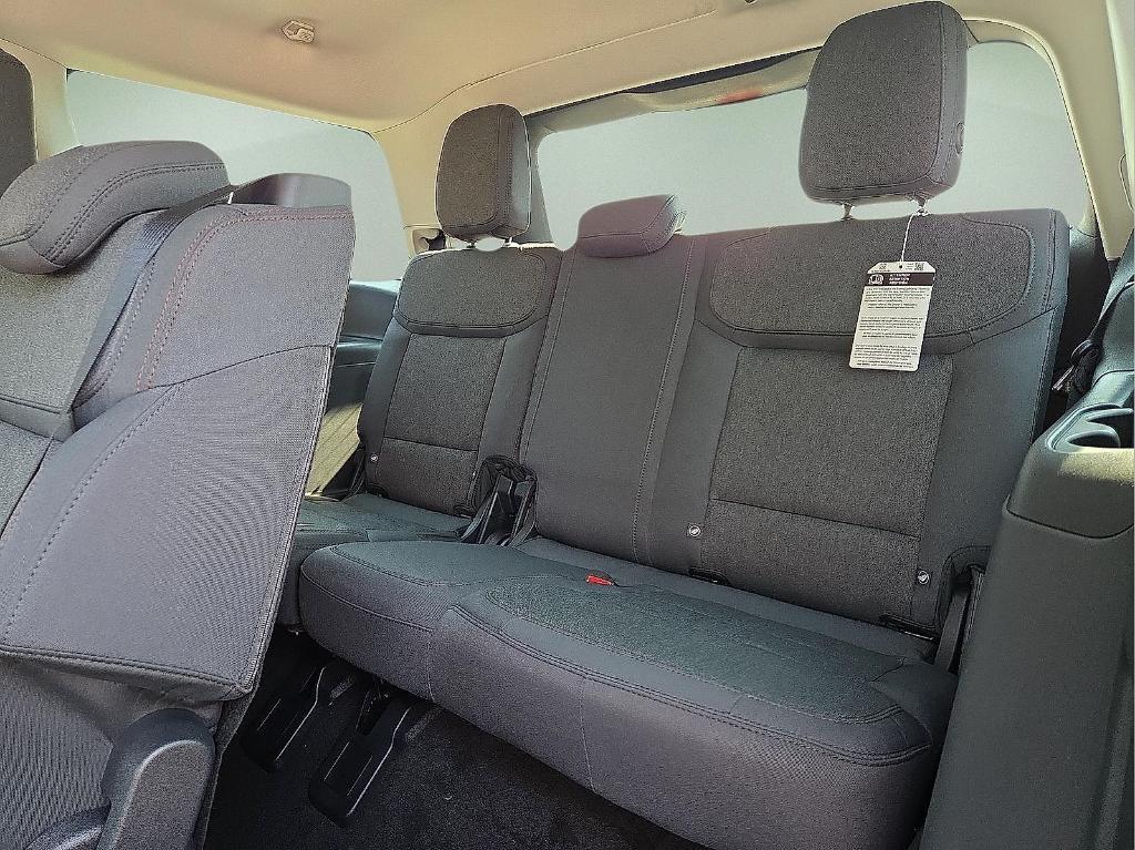 new 2025 Ford Expedition car, priced at $59,554