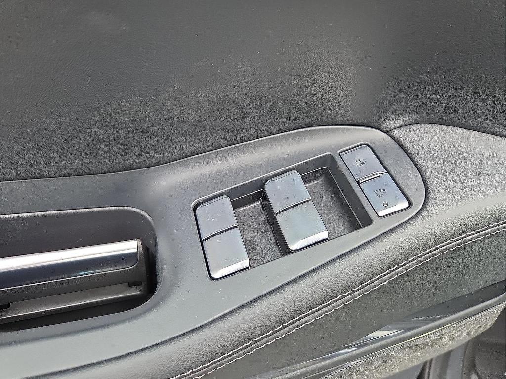 new 2025 Lincoln Navigator car, priced at $93,525