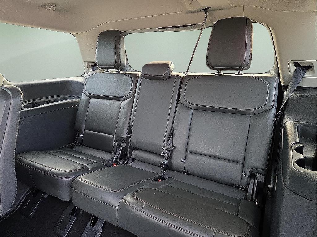 used 2025 Ford Expedition car, priced at $60,419